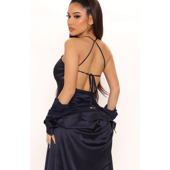 *NWT* Fashion Nova Blue Satin Dress Set Size Medium - Picture 3 of 10